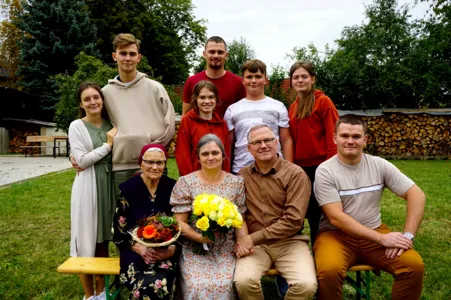 Aufenthaltsrecht und Familienzusammenhalt für die Aussiedlerin Liliya Klassen sichern!
