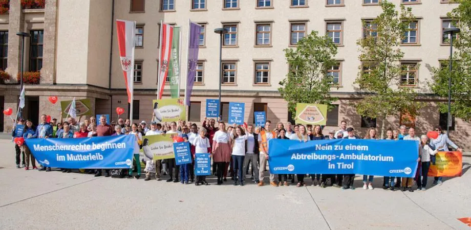 Das Land Tirol darf keine vorgeburtlichen Kindstötungen organisieren!