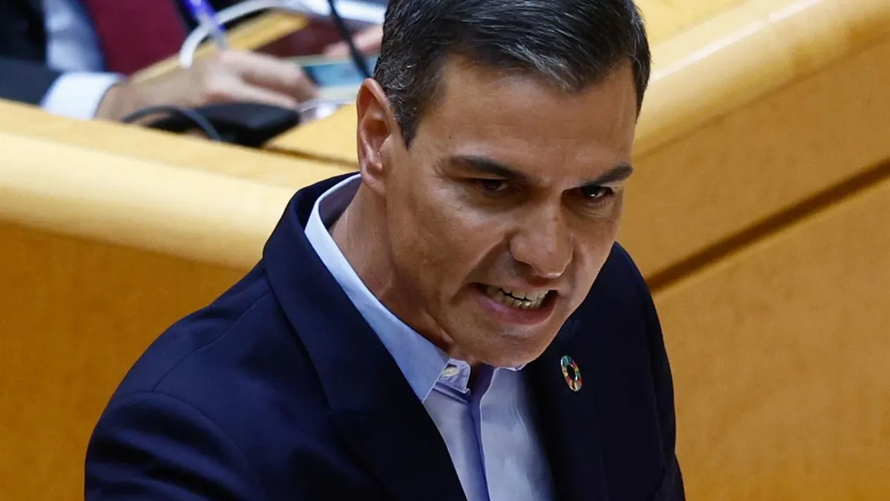 Paremos la Ley de Censura Socialista